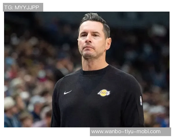 雷迪克曾批评里弗斯推卸责任输球总是归咎于球员表现